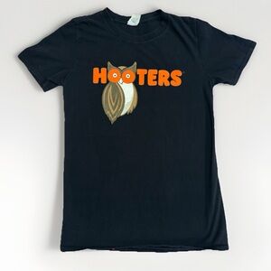 Hooters Fitted Tee